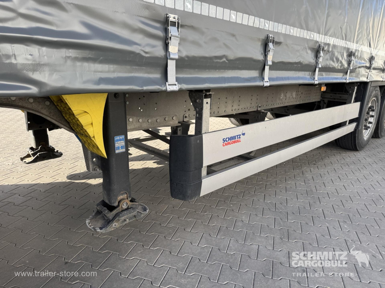 Schmitz Cargobull Curtainsider Standard 