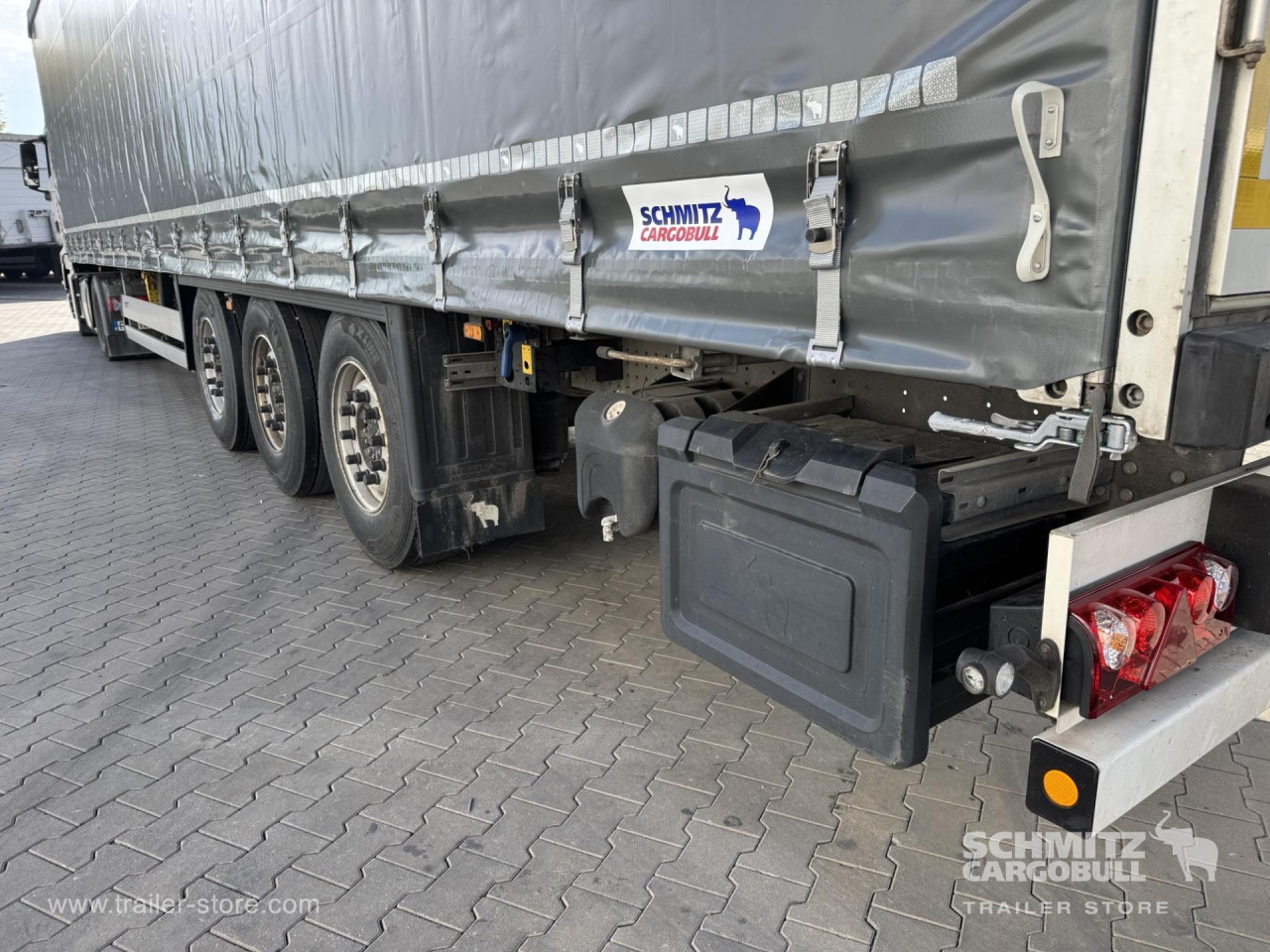 Schmitz Cargobull Curtainsider Standard 