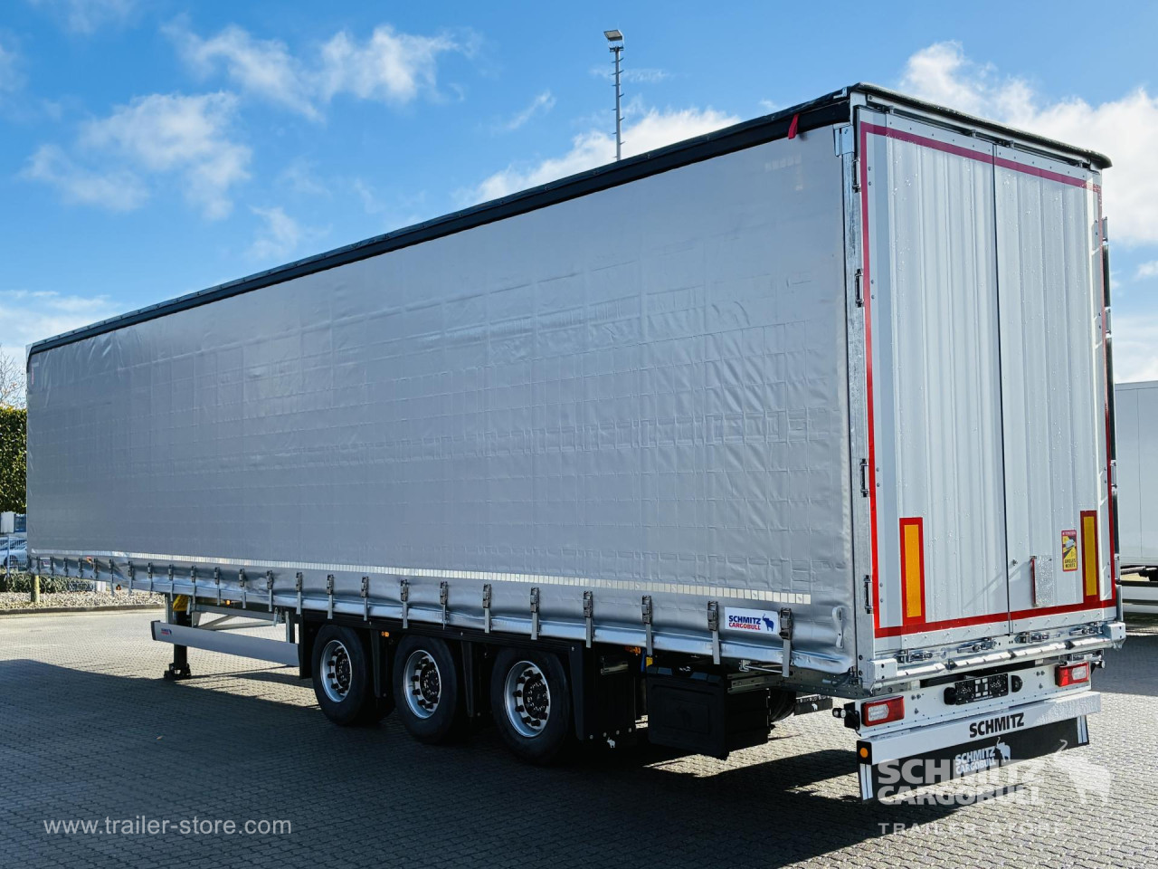 Schmitz Cargobull Curtainsider Mega 