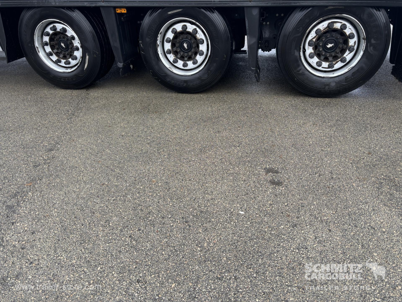 Schmitz Cargobull Curtainsider Mega 
