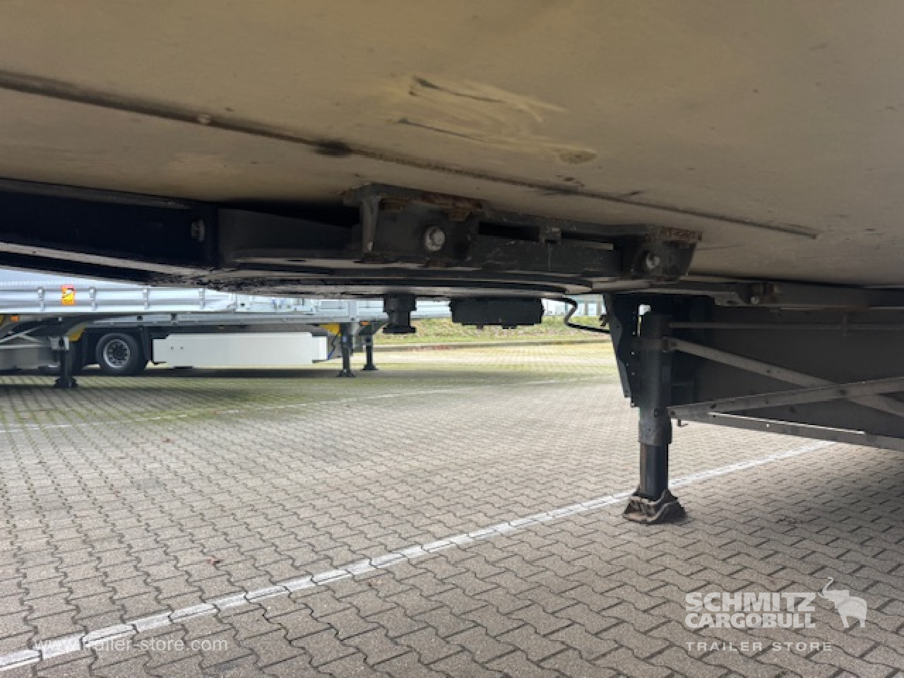 Schmitz Cargobull Oplegger Vries Standard Taillift 