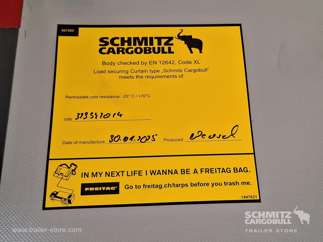 Schmitz Cargobull Curtainsider Mega 