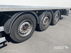 FRUEHAUF Semitrailer Dryfreight Standard Porte relevante 