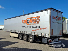 Schmitz Cargobull Curtainsider Standard Getränke 