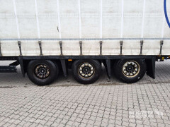 Schmitz Cargobull Curtainsider Mega 