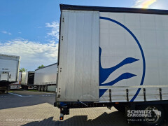 Schmitz Cargobull Curtainsider Mega Getränke 