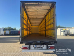 Schmitz Cargobull Curtainsider Standard 