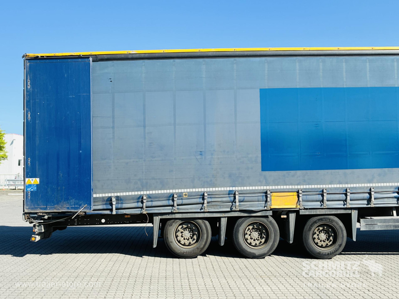 Schmitz Cargobull Curtainsider Mega 