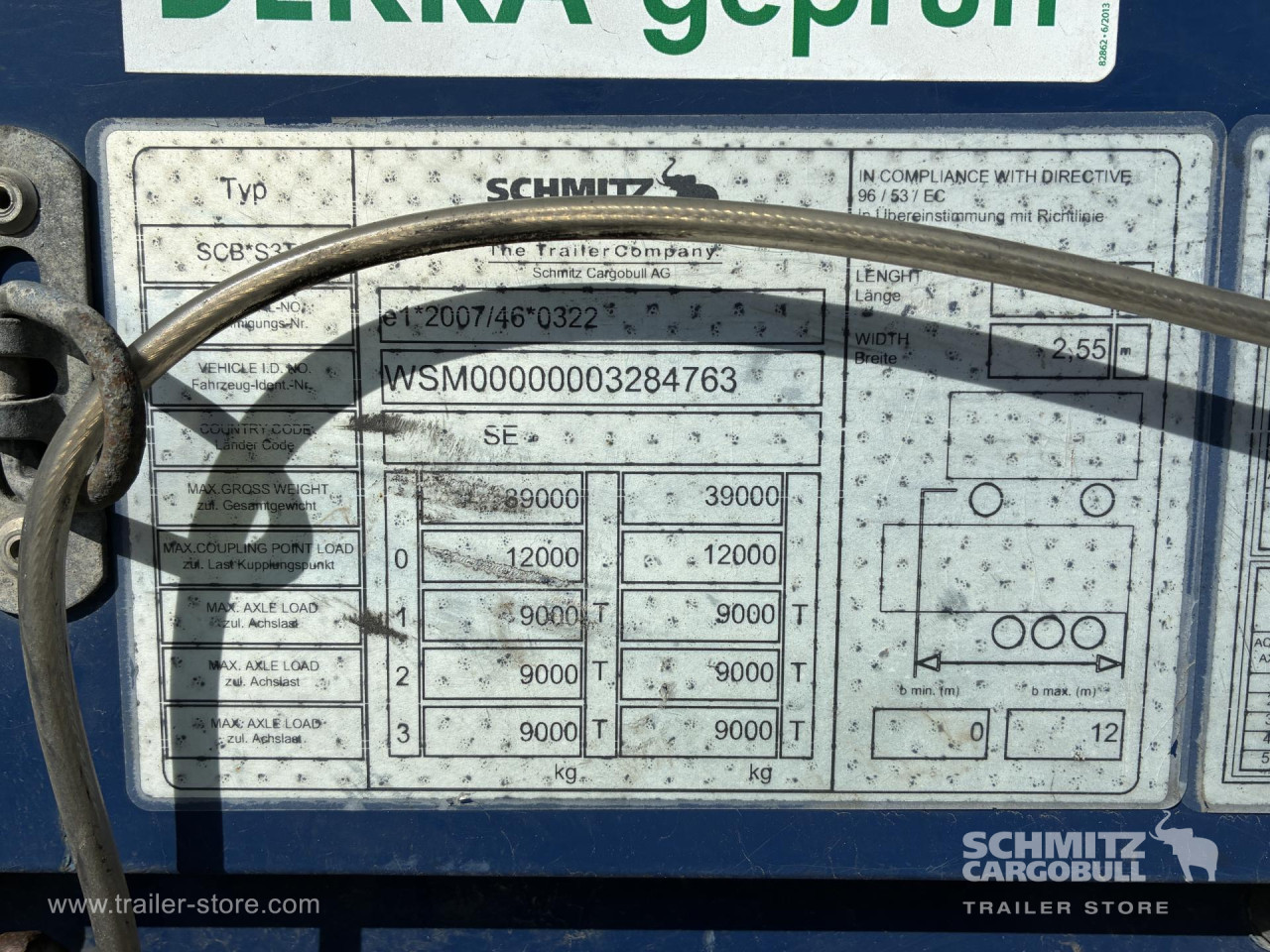 Schmitz Cargobull Curtainsider Mega 