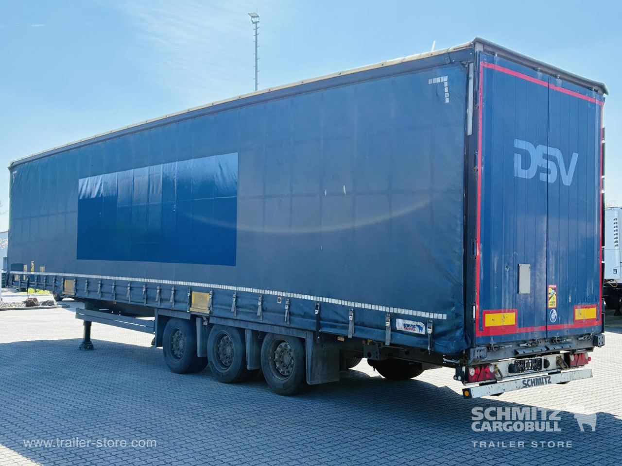 Schmitz Cargobull Curtainsider Mega 