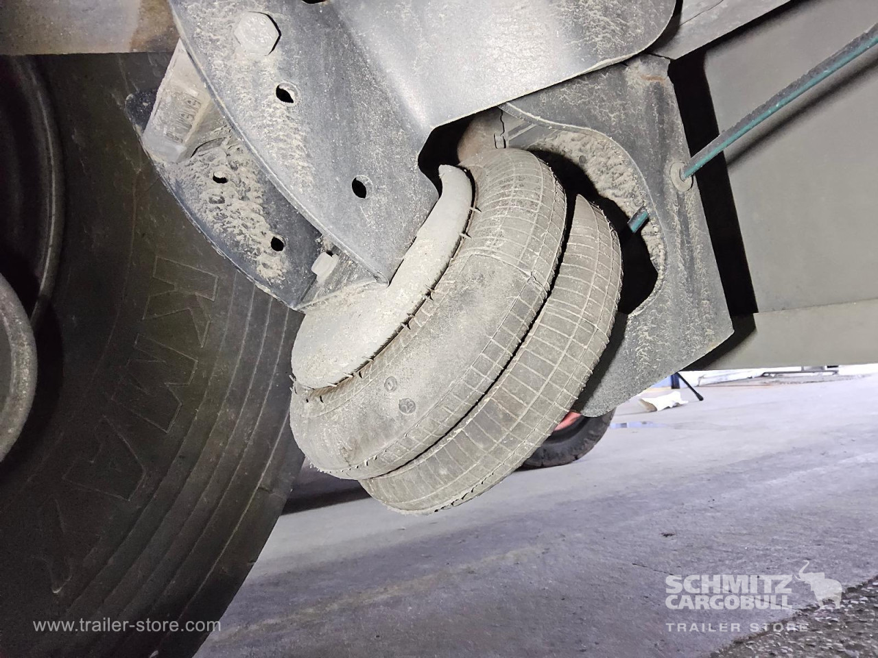 Schmitz Cargobull Curtainsider Standard Getränke 