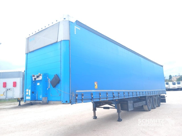 Schmitz Cargobull Curtainsider Coil 