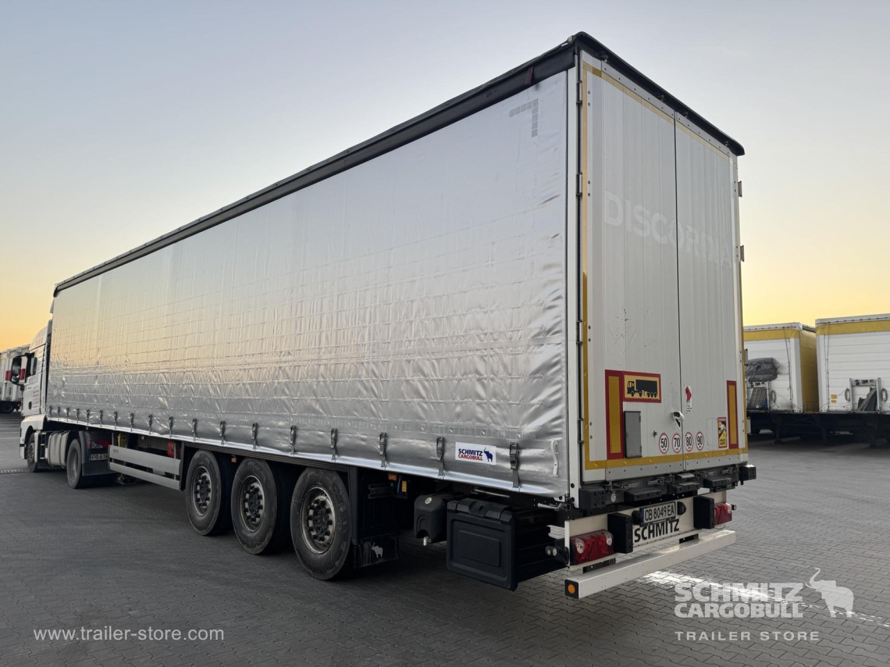 Schmitz Cargobull Curtainsider Standard 