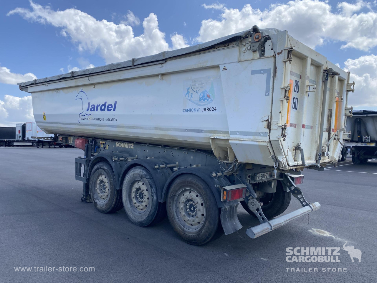 Schmitz Cargobull Semitrailer Tipper Steel half pipe body 24m³ 