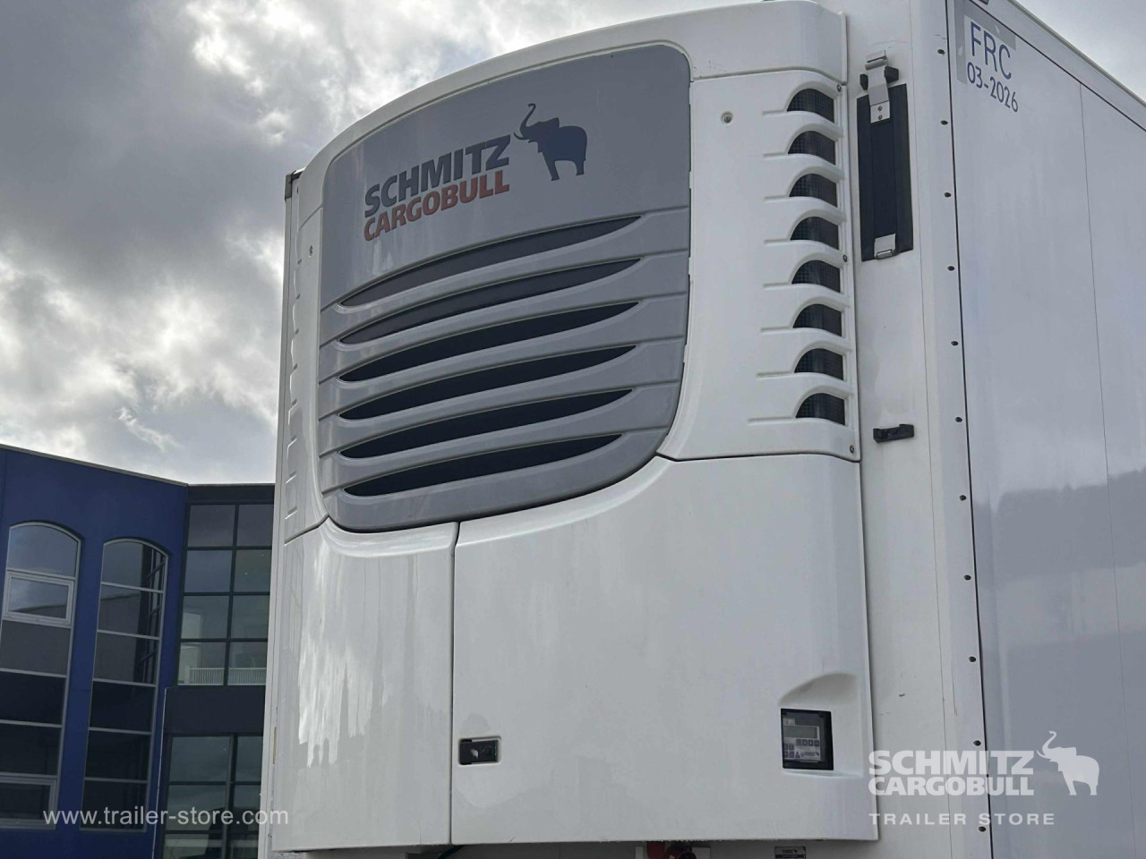 Schmitz Cargobull Reefer Meat hanging system 