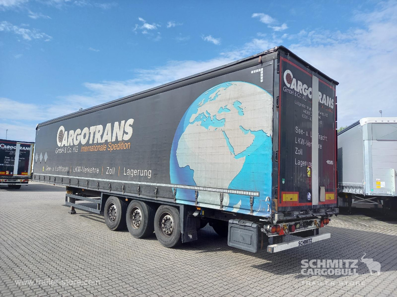 Schmitz Cargobull Curtainsider Standard 