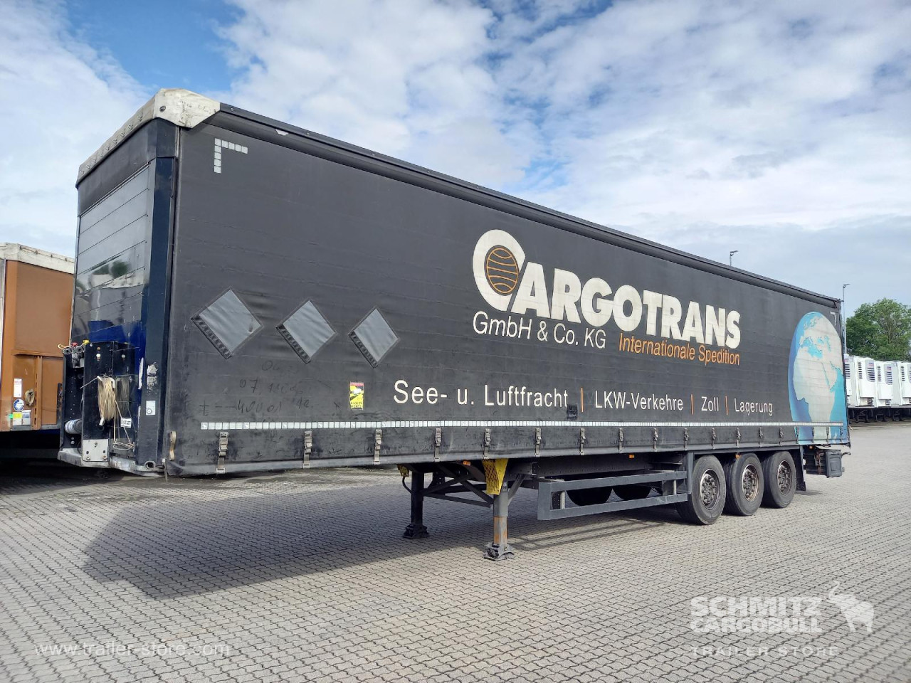 Schmitz Cargobull Curtainsider Standard 