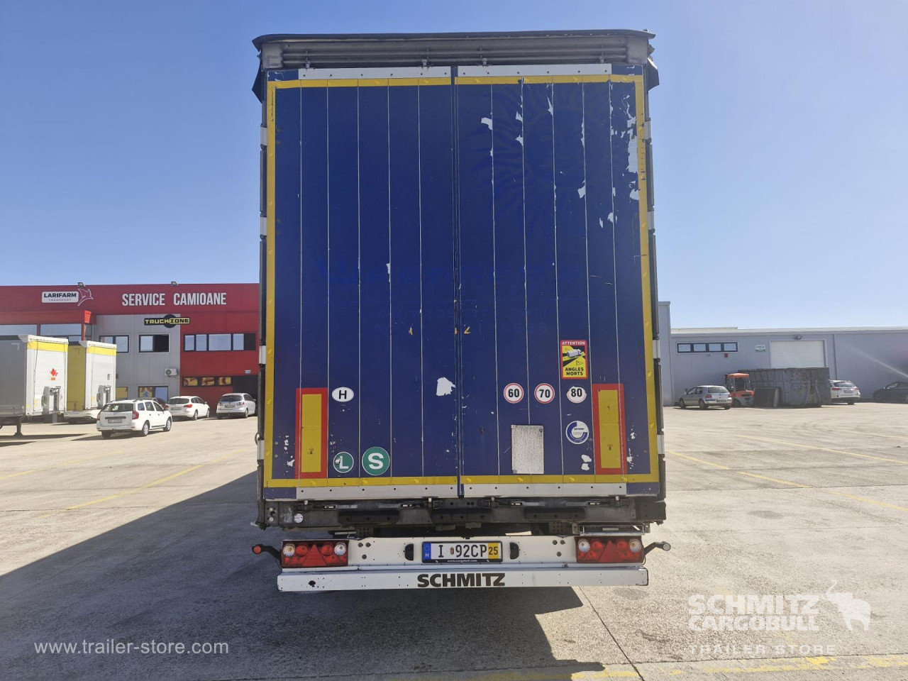 Schmitz Cargobull Curtainsider Varios 
