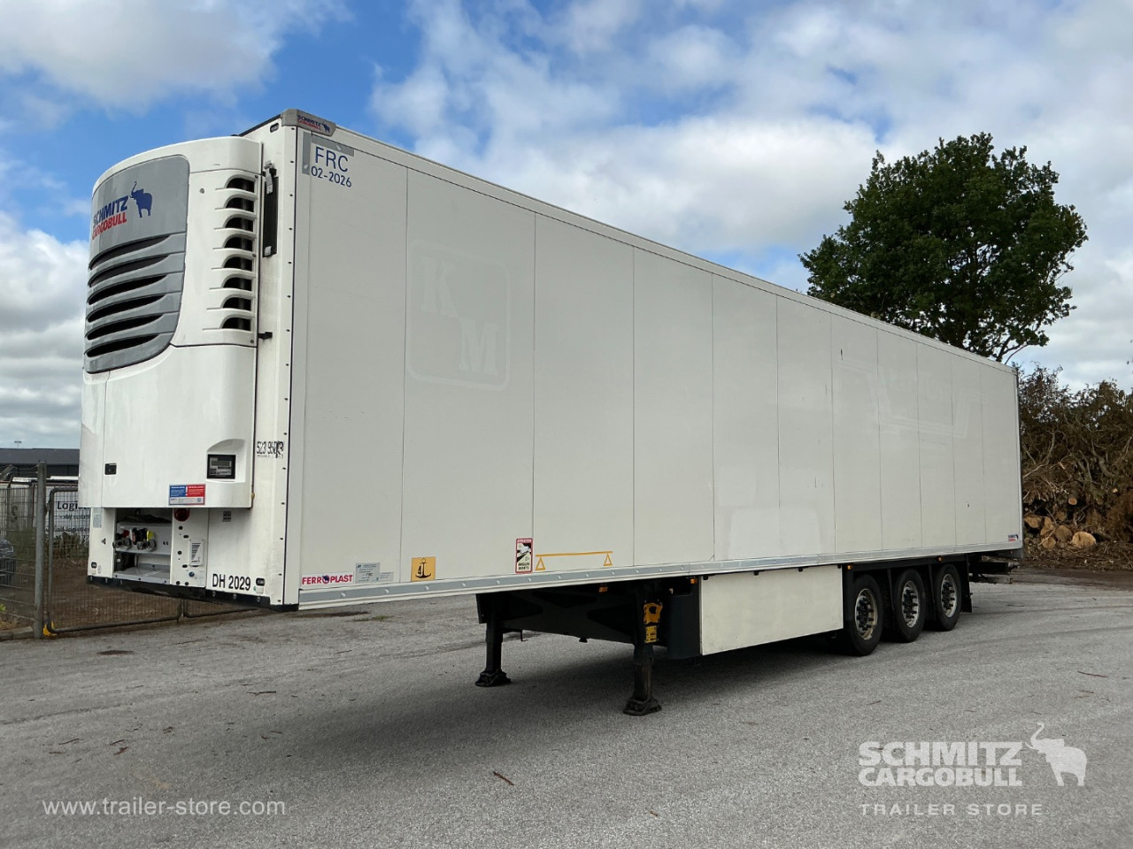 Schmitz Cargobull Reefer Meat hanging system 