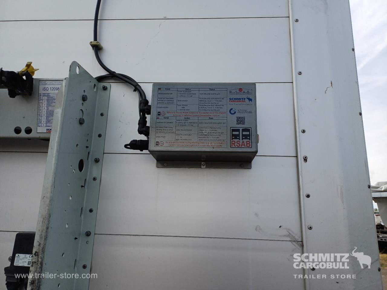 Schmitz Cargobull Curtainsider Standard 