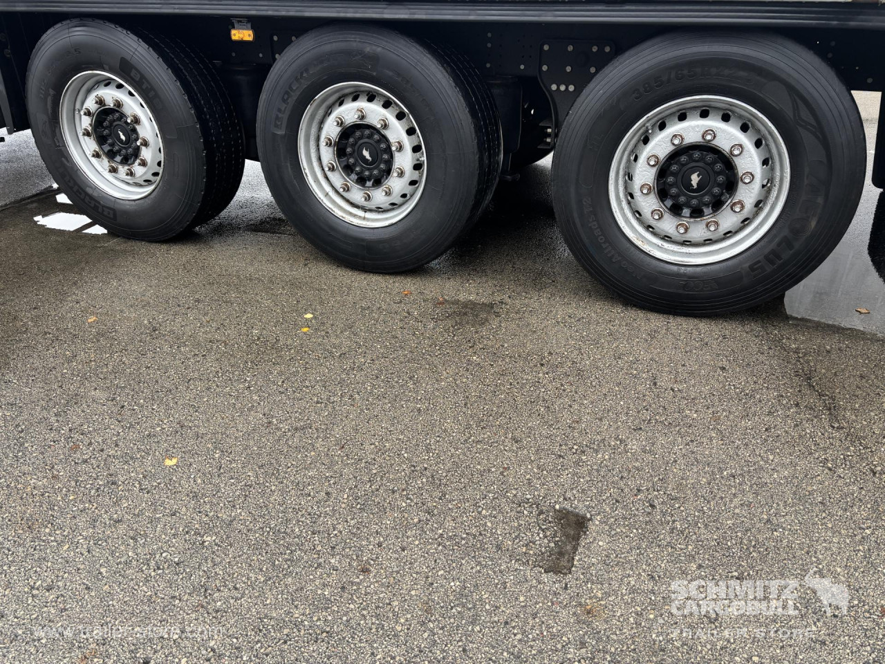 Schmitz Cargobull Curtainsider Standard 