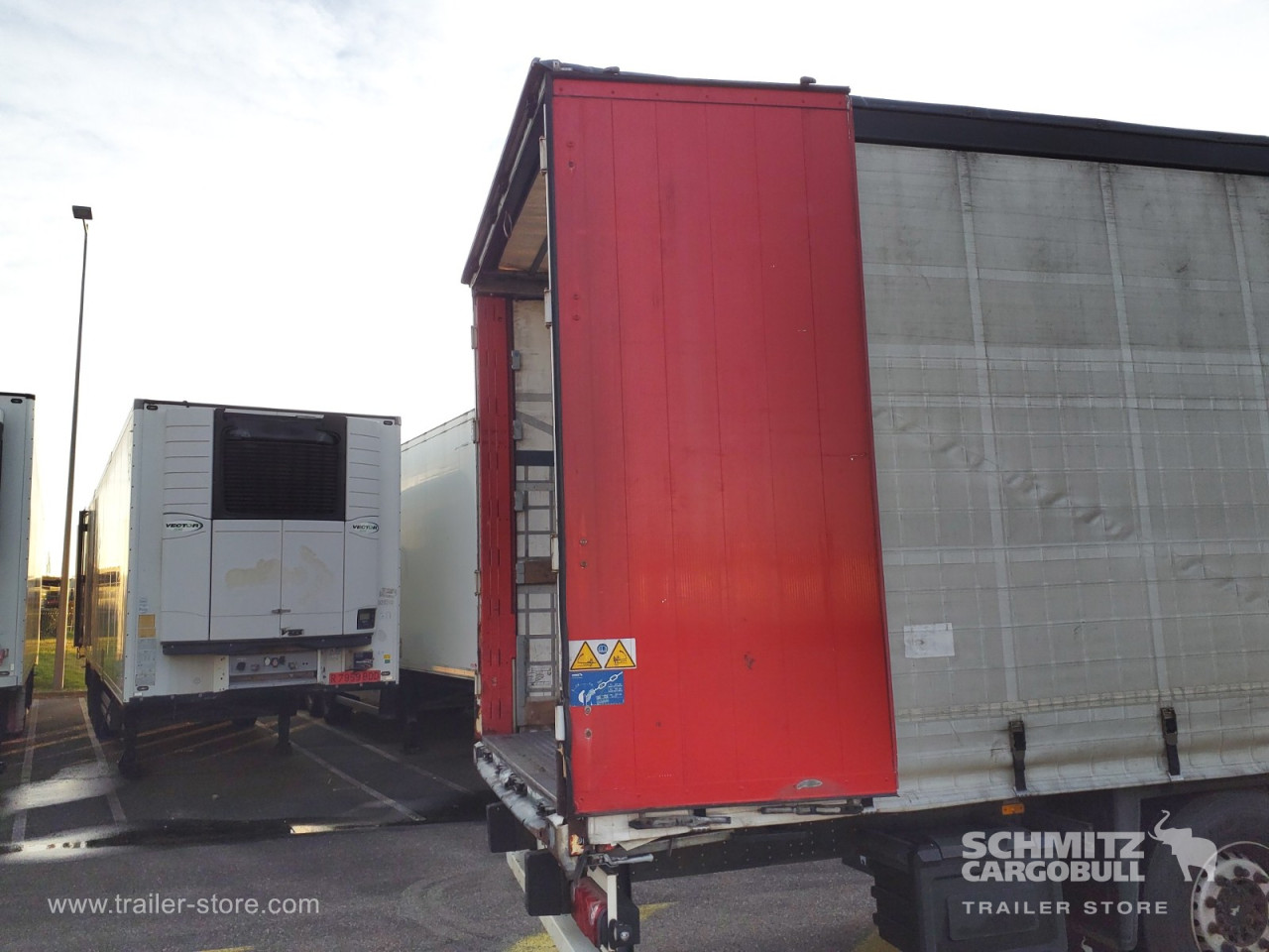 Schmitz Cargobull Semitrailer Curtainsider Standard 