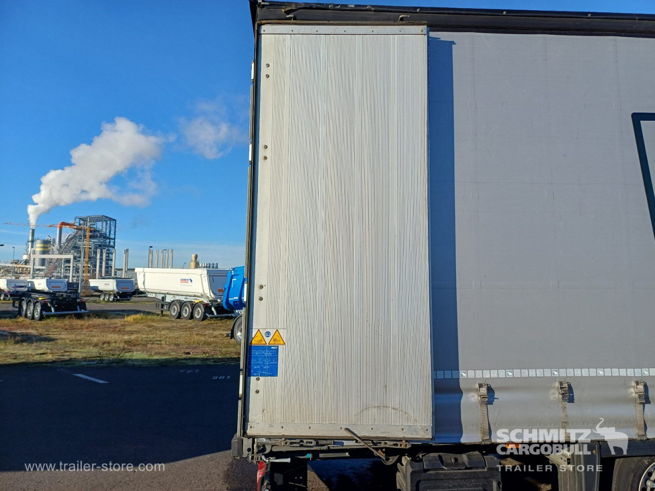Schmitz Cargobull Curtainsider Mega 