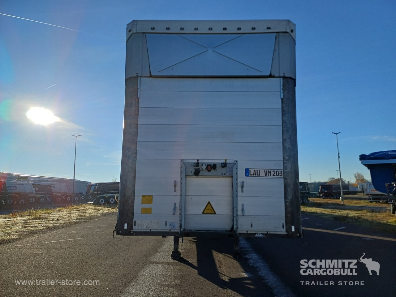 Schmitz Cargobull Curtainsider Mega 