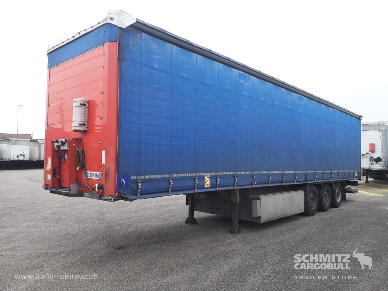Schmitz Cargobull Semitrailer Curtainsider Standard Hayon 