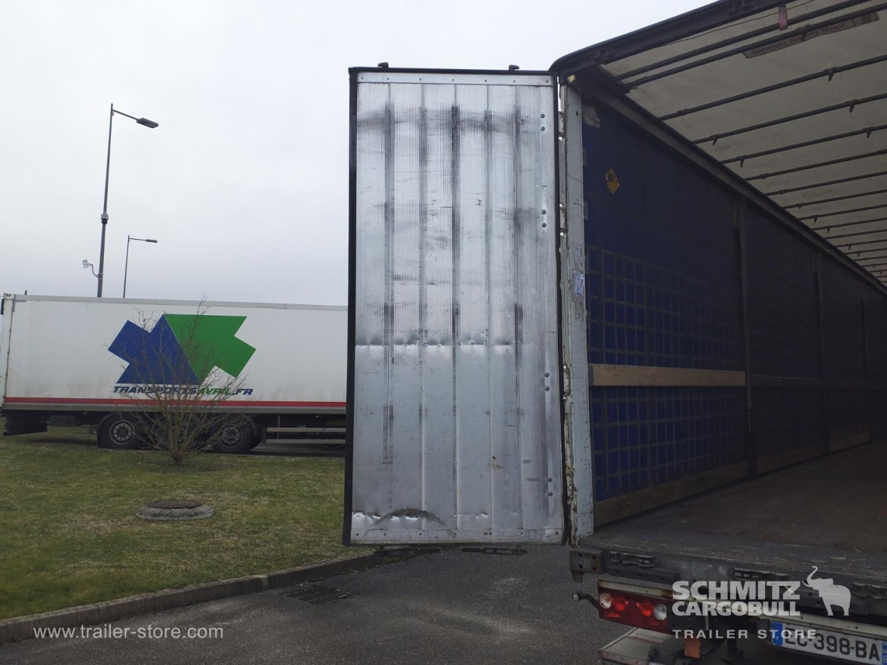 Schmitz Cargobull Semitrailer Curtainsider Standard Hayon 