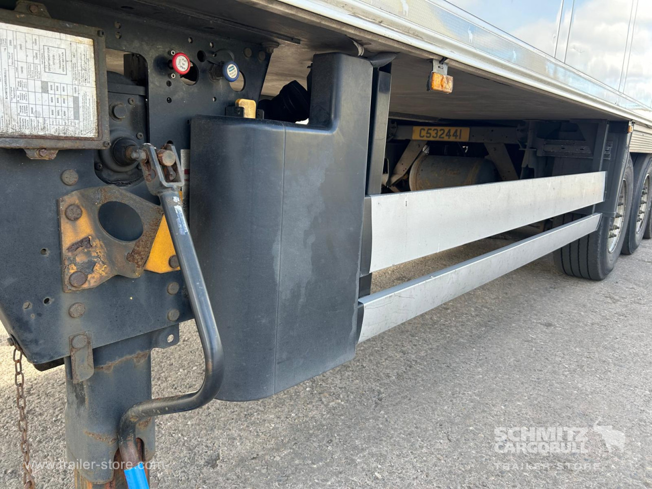 Schmitz Cargobull Reefer Multitemp Taillift 