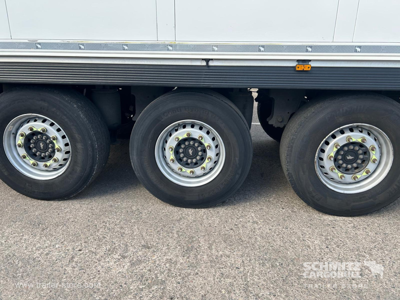 Schmitz Cargobull Reefer Multitemp Taillift 