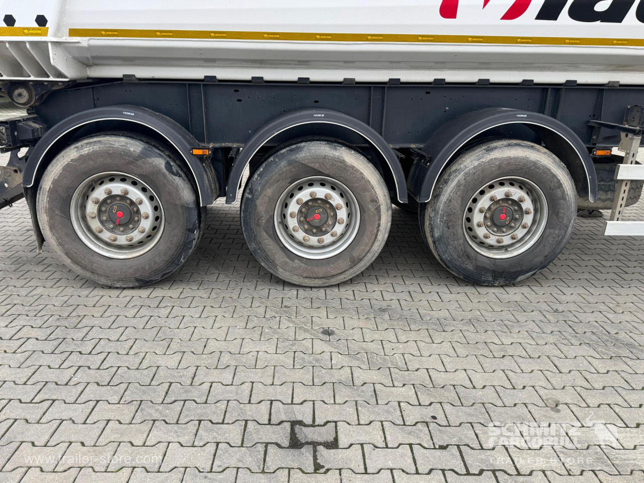 WIELTON Tipper Alu-square sided body 28m³ 