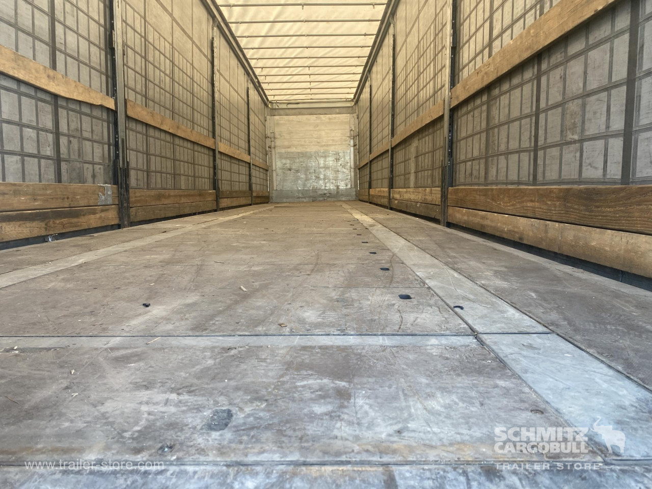 Schmitz Cargobull Semitrailer Curtainsider Coil 