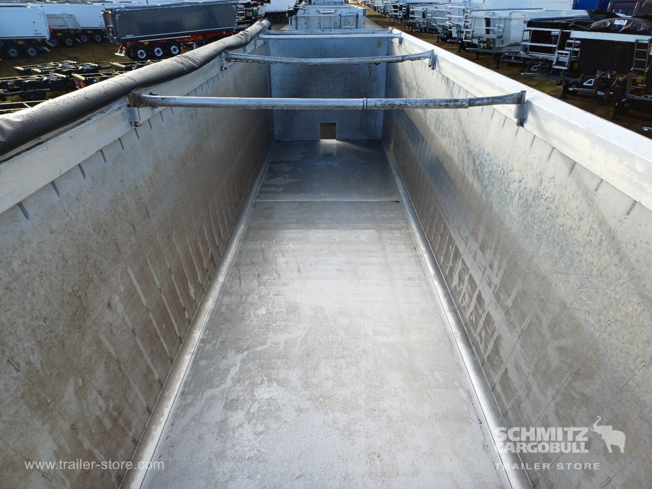 Schmitz Cargobull Kipper Alukastenmulde 52m³ 