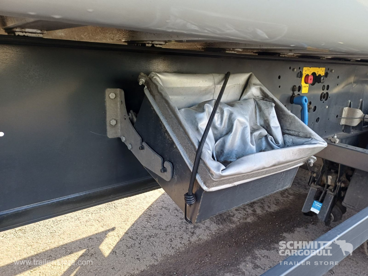Schmitz Cargobull Kipper Alukastenmulde 52m³ 