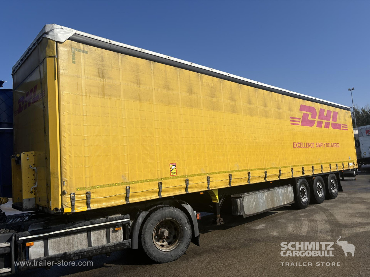 Schmitz Cargobull Curtainsider Standard 