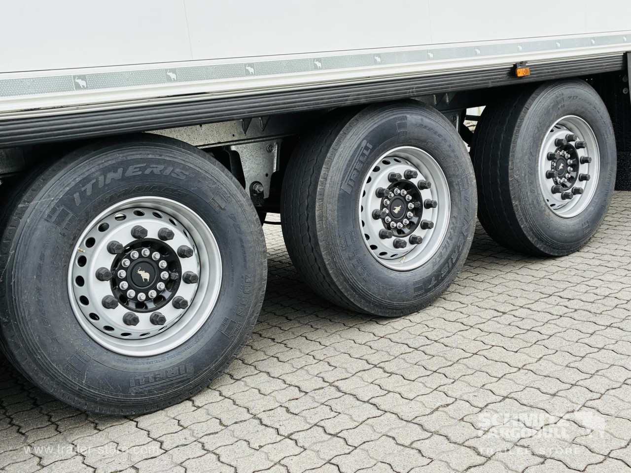 Schmitz Cargobull Tiefkühler Multitemp Trennwand 