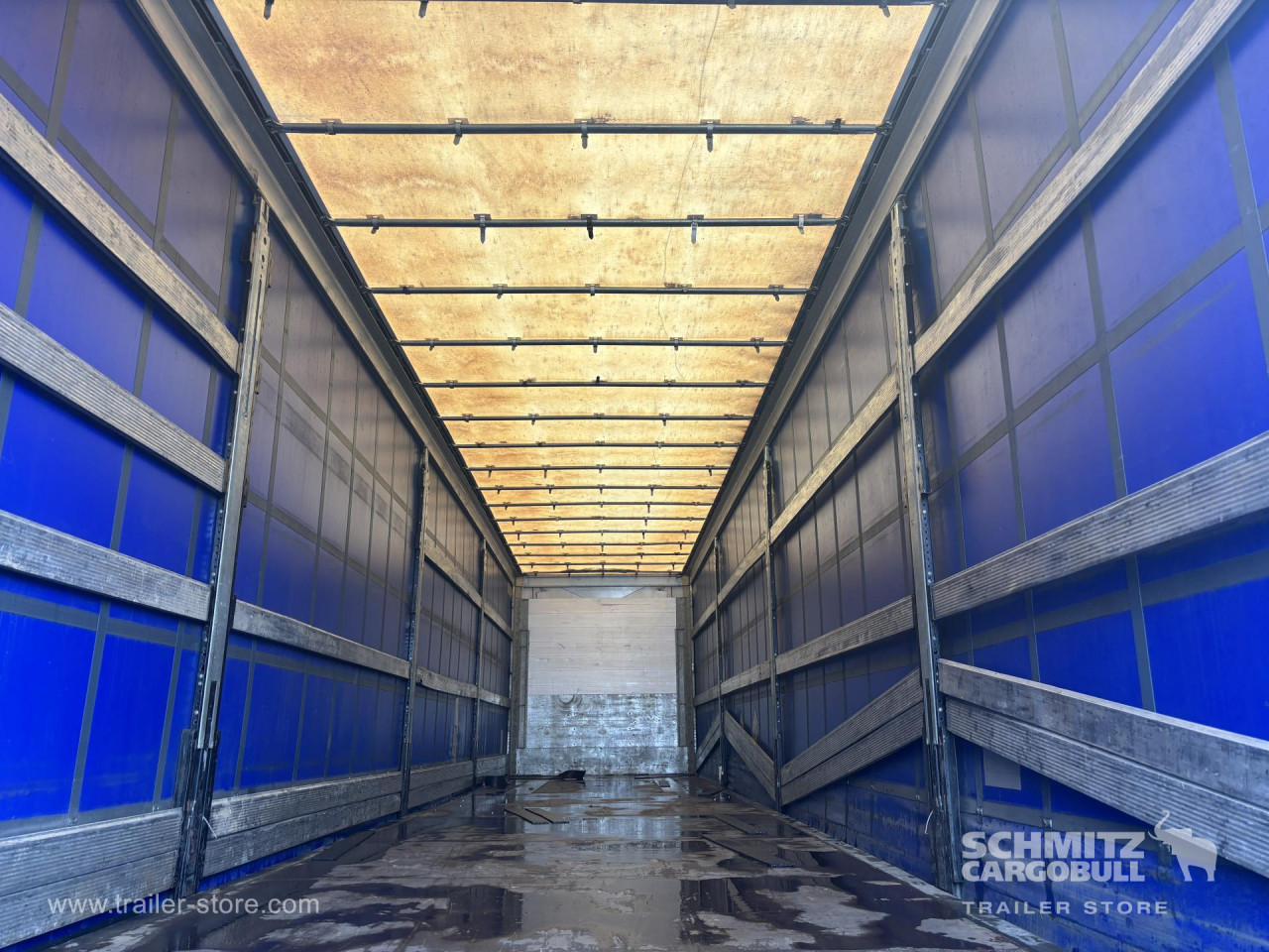 Schmitz Cargobull Curtainsider Standard 