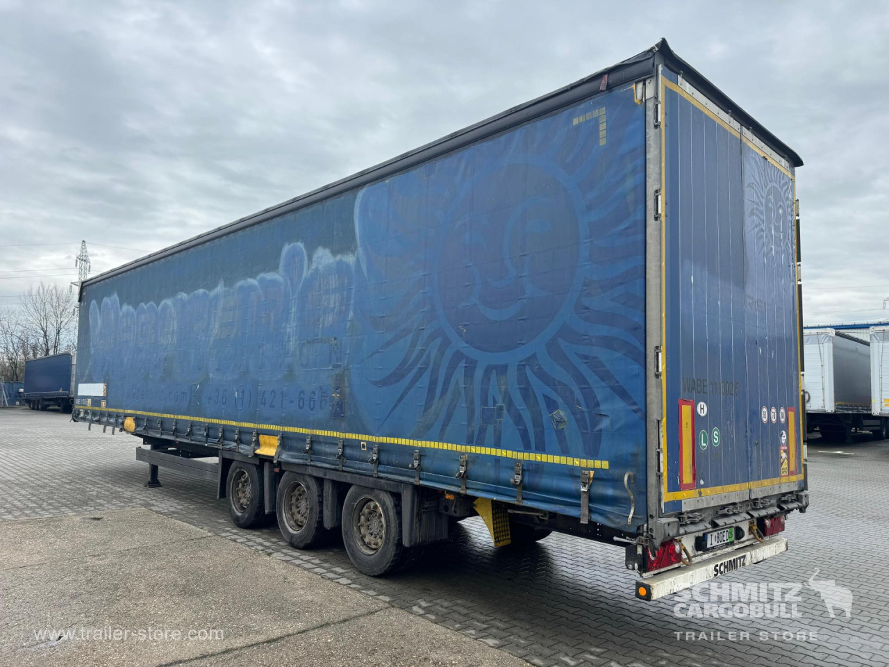 Schmitz Cargobull Curtainsider Mega 