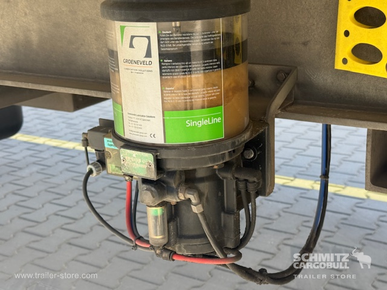 SOR IBERICA Oplegger Vries Multitemp Taillift 