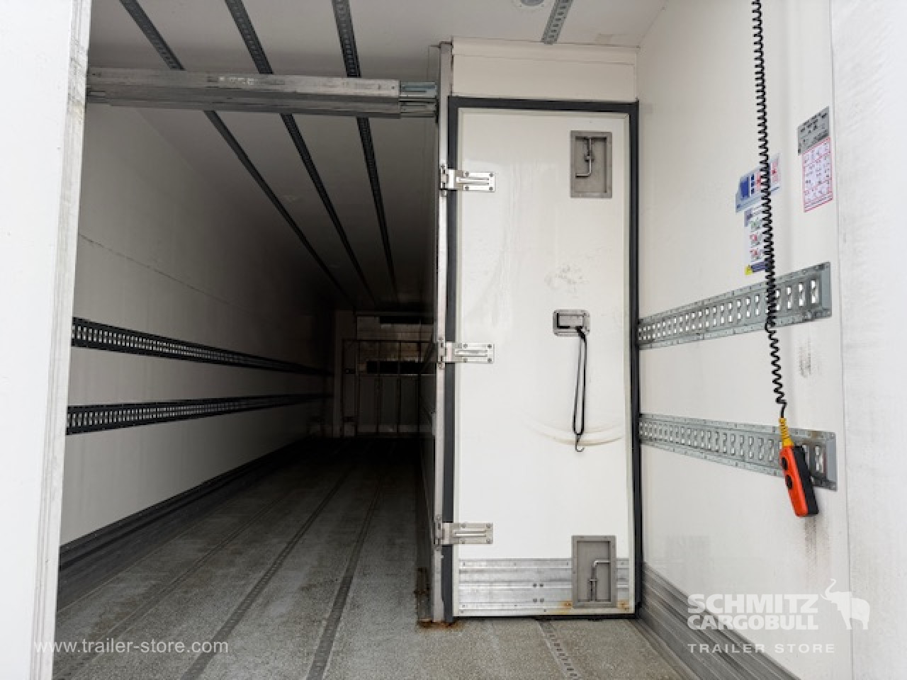 SOR IBERICA Oplegger Vries Multitemp Taillift 