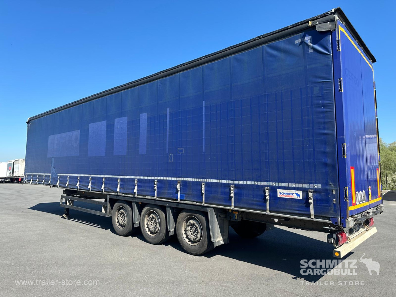 Schmitz Cargobull Semitrailer Curtainsider Mega 