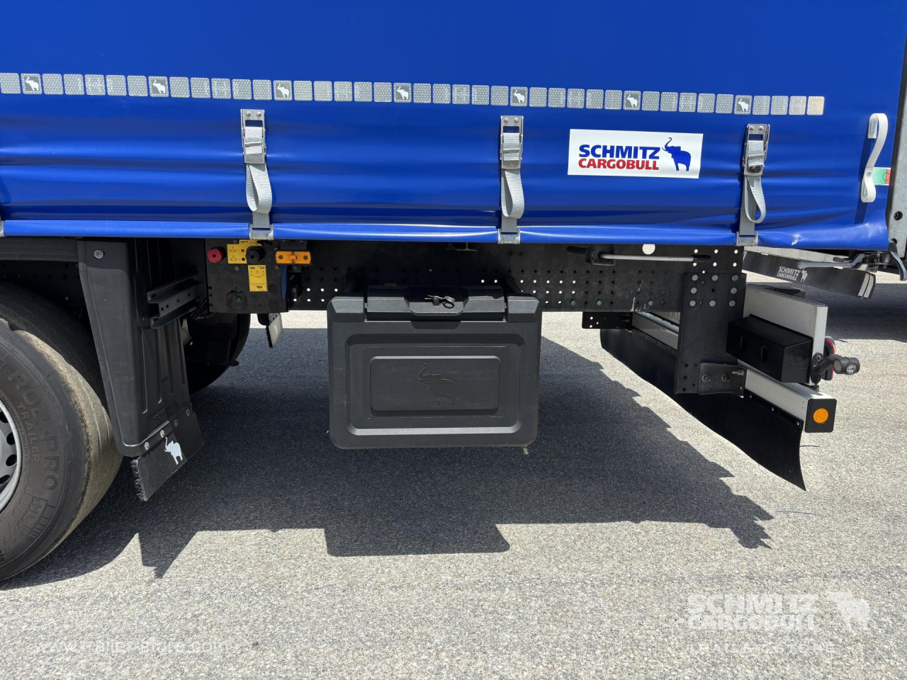 Schmitz Cargobull Curtainsider Standard 