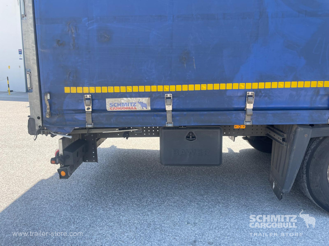 Schmitz Cargobull Curtainsider Mega 