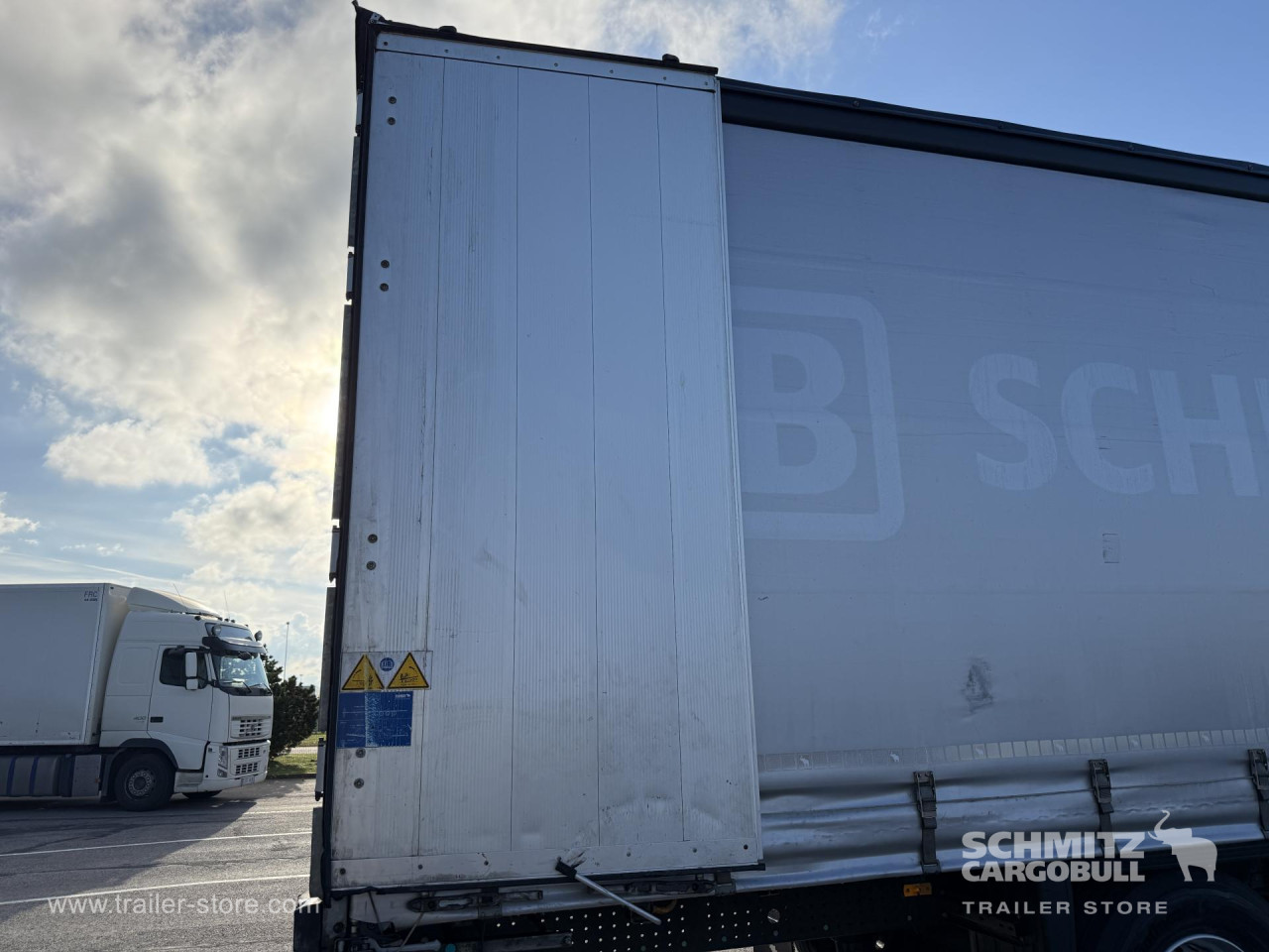 Schmitz Cargobull Curtainsider Standard 
