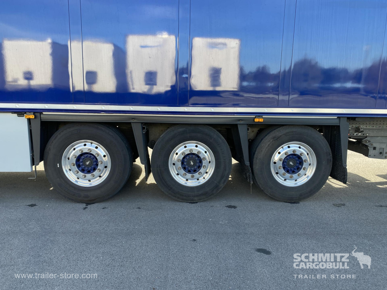 Schmitz Cargobull Semitrailer Reefer Standard Hayon 