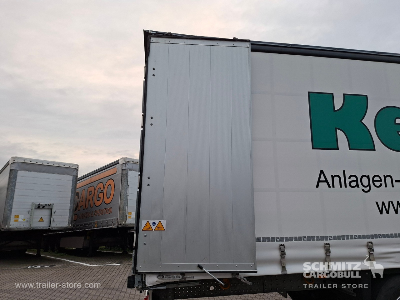 Schmitz Cargobull Curtainsider Standard 