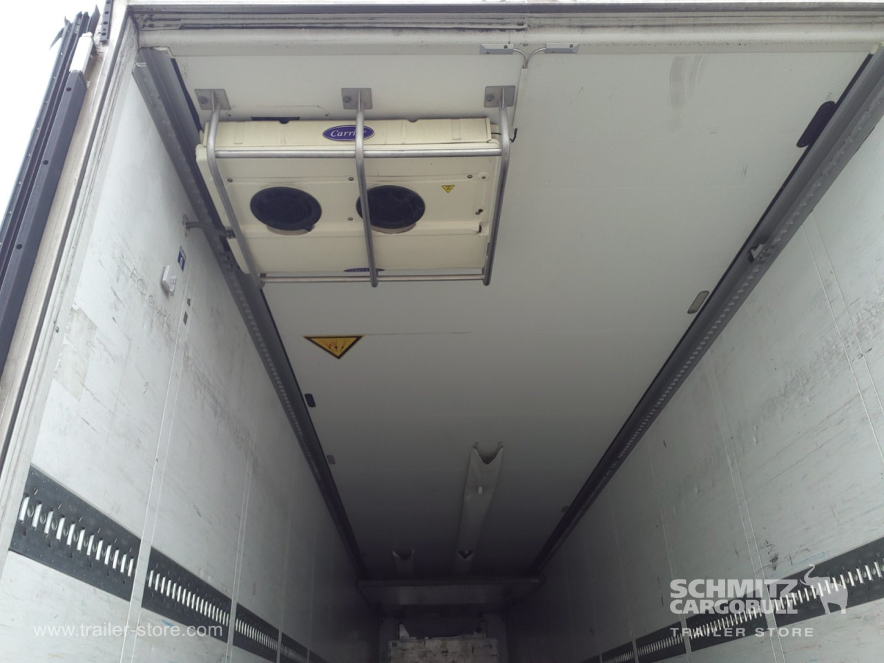 Schmitz Cargobull Semitrailer Reefer Multitemp 