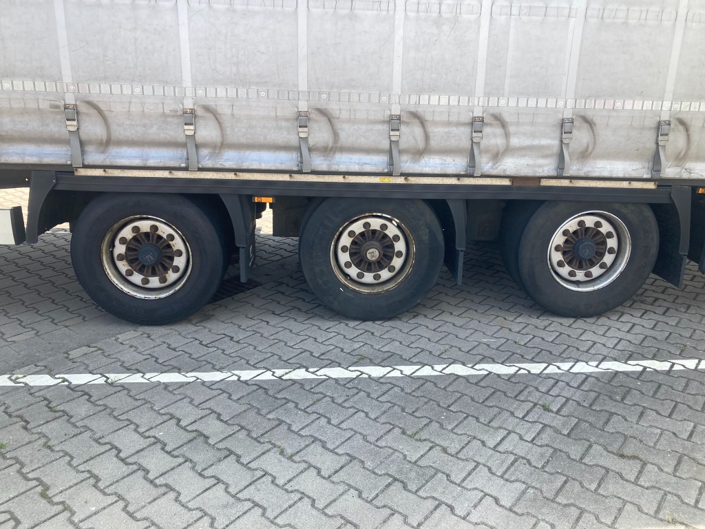  Mega Liner 
